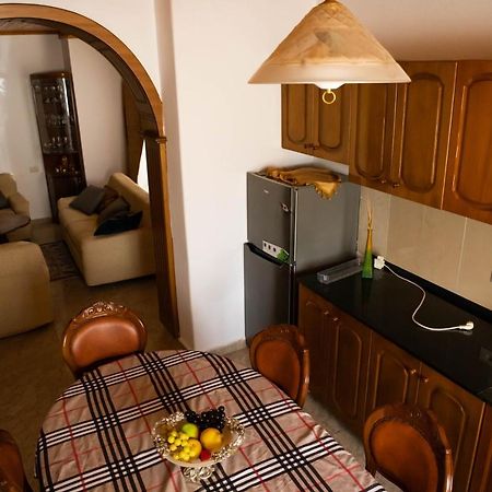Eni Entire Guesthouse Parking On Site Berat Esterno foto